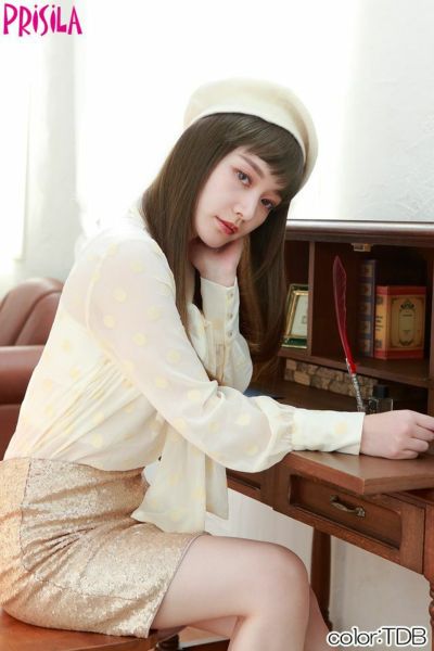 ふんわり総手植え前髪ウィッグ【フルバング】FX-100 着用イメージ　TDB：耐熱ダークブラウン