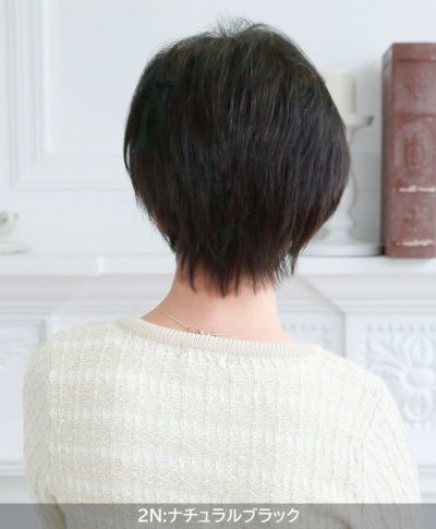 耐熱白髪かくしウィッグ(つむじタイプ) 品番【ST-004】 着用イメージ5 カラー2N：ナチュラルブラック バック