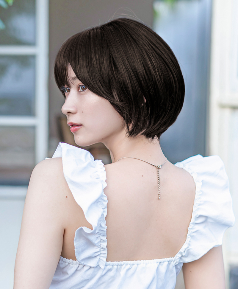 【公式サイト限定】PRISILA Limi手植えオールウィッグ(人毛ミックス)【アプリコットショート】品番/LA-002　カラー/ZNC:人毛ミックスナチュラルカラー　着用イメージ8