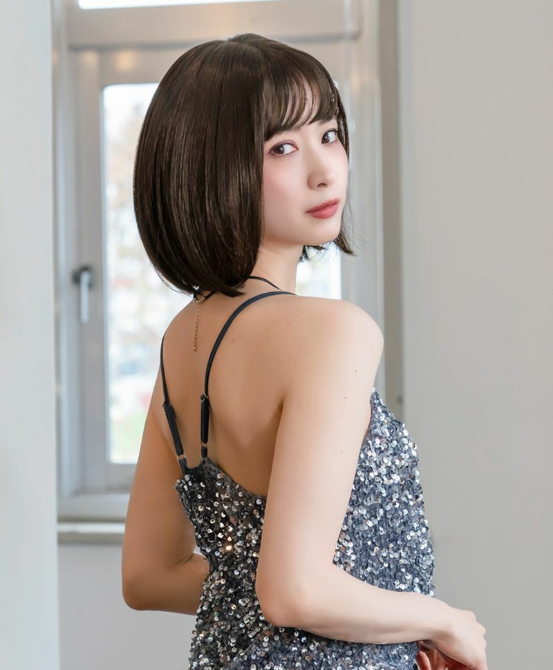 【公式サイト限定】PRISILA Limi手植えオールウィッグ(人毛ミックス)【シェリーボブ】品番/LA-003　カラー/ZNC:人毛ミックスナチュラルカラー　着用イメージ7