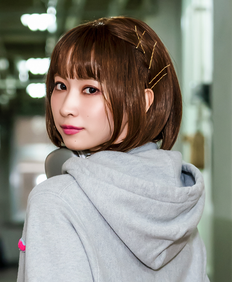 【公式サイト限定】PRISILA Limi手植えオールウィッグ(人毛ミックス)【シェリーボブ】品番/LA-003　カラー/ZMB:人毛ミックスマロンブラウン　着用イメージ11