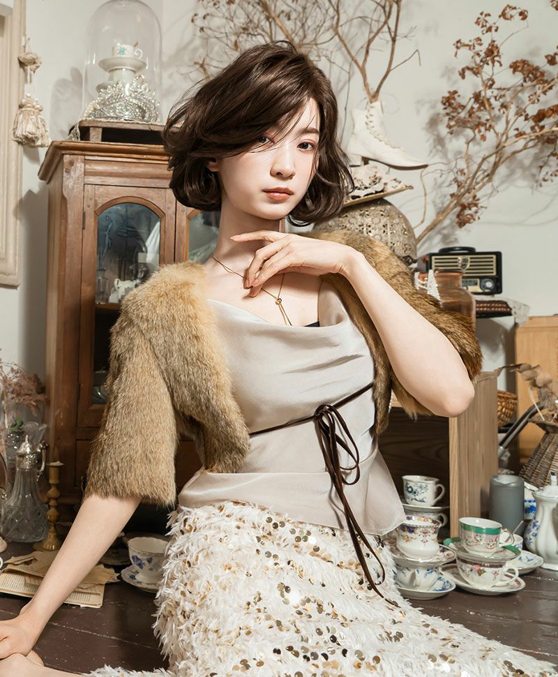 PRISILA Limi手植えオールウィッグ(人毛ミックス)【ミレーヌウェーブボブ】LA-008 モデル画像 ZNB：人毛ミックスナチュラルブラウン