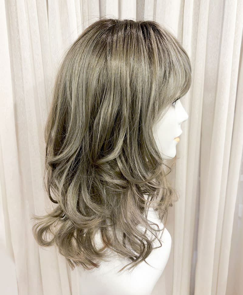 【WEB限定一点もの】マシンメイドグラデーションオールウィッグ【ミディアム】UMEDA-947-CTOG耐熱オリーブグレー【梅田サロンカットウィッグ】